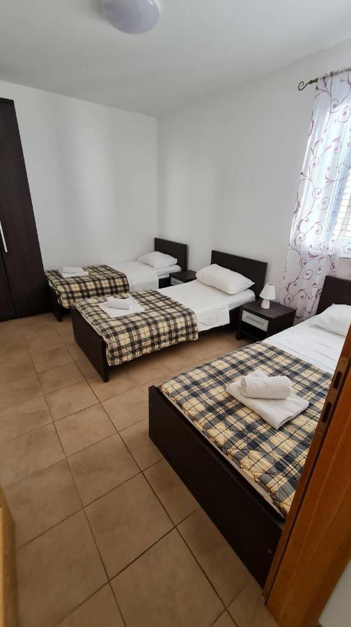 Irish Apartment Complex Budva Exteriör bild