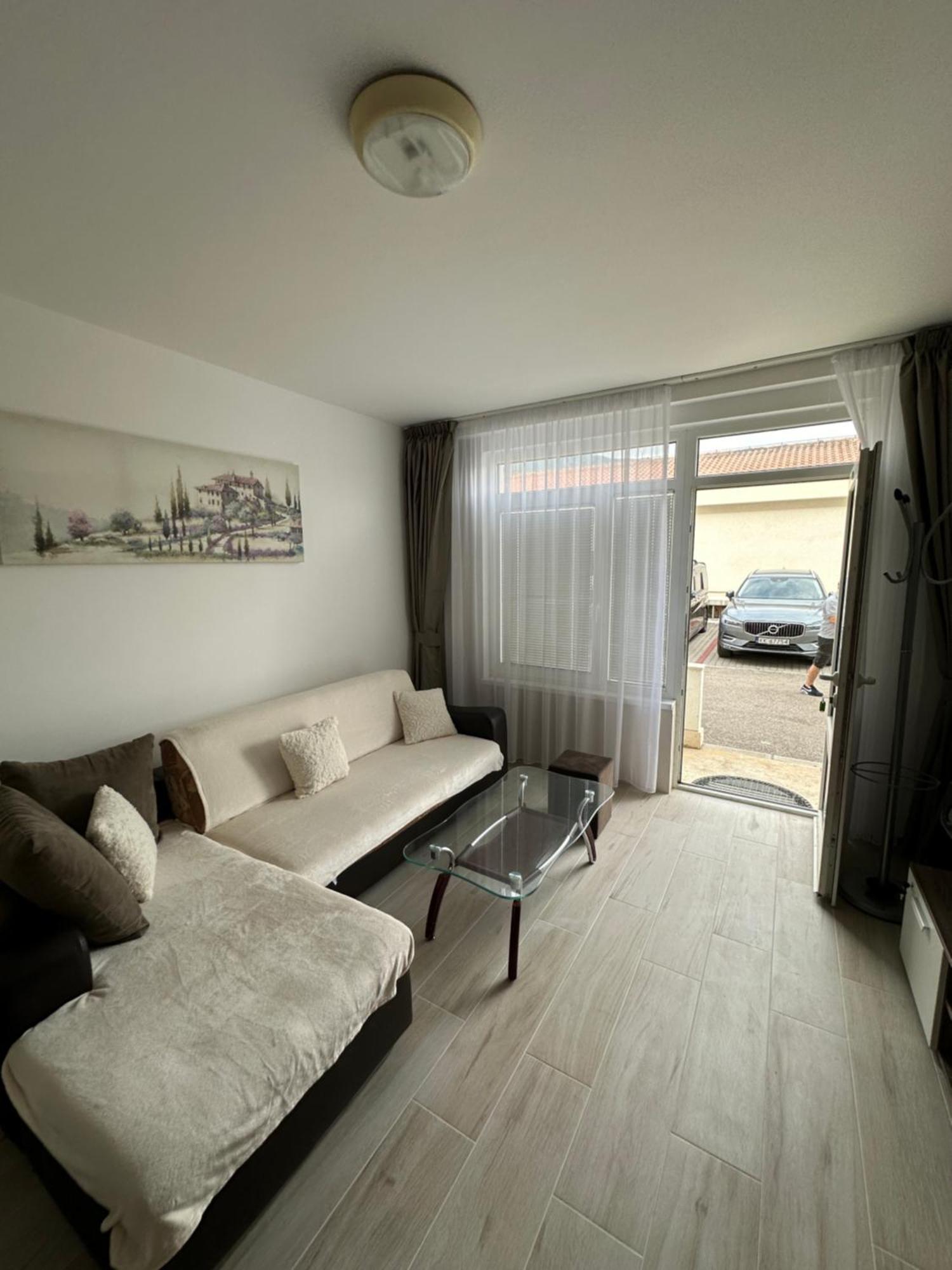 Irish Apartment Complex Budva Exteriör bild